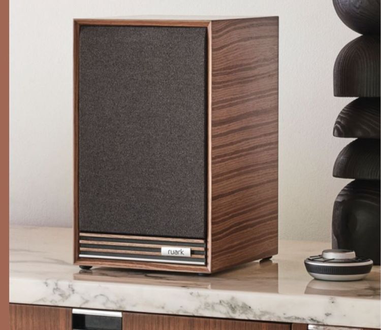 haut-parleur-ruark-audio-modele-sabre-_0002.jpg