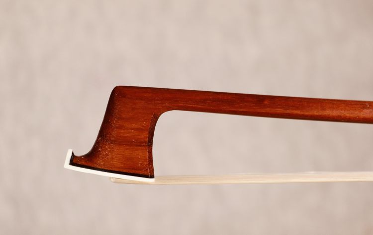 archet-violon-netlandbows-modele-tourte-4-4-brun_0002.jpg