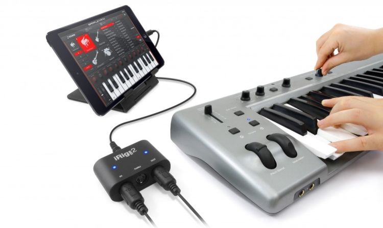 interface-ik-multimedia-modele-irig-midi-2-univers_0004.jpg