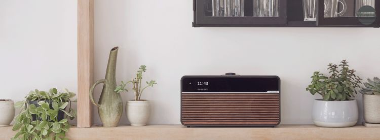radio-ruark-audio-model-r2-mk4-high-class-digital-_0005.jpg